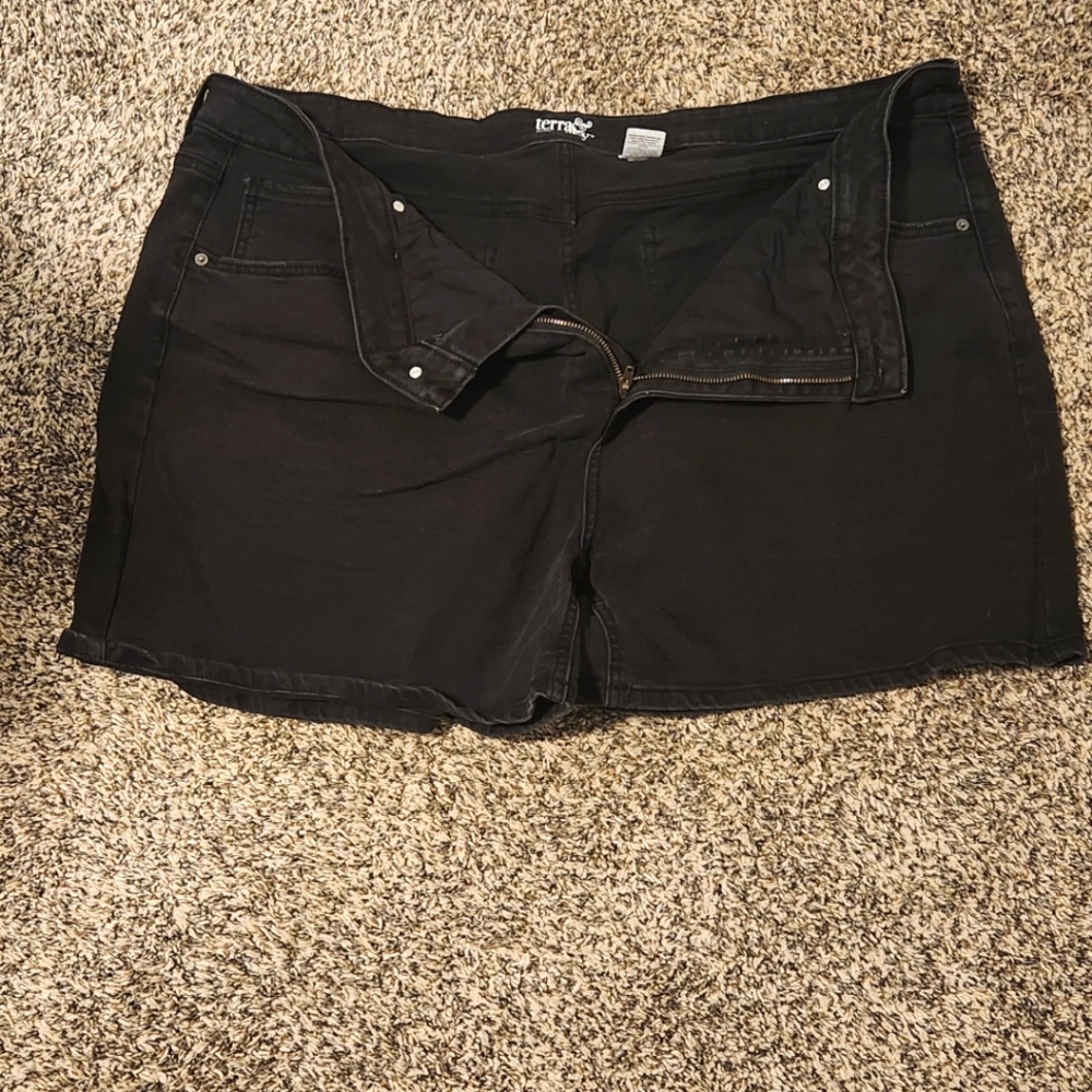 Plus size black Jean shorts